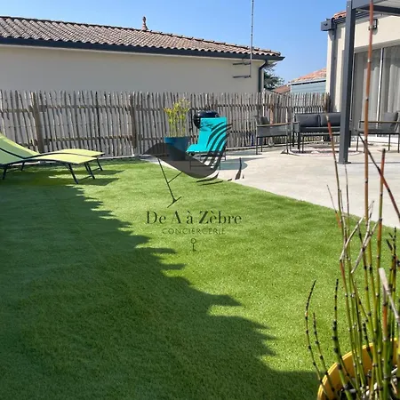 Les Ganivelles - Belle Maison Neuve Avec Exterieur