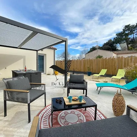 Les Ganivelles - Belle Maison Neuve Avec Exterieur Guest house